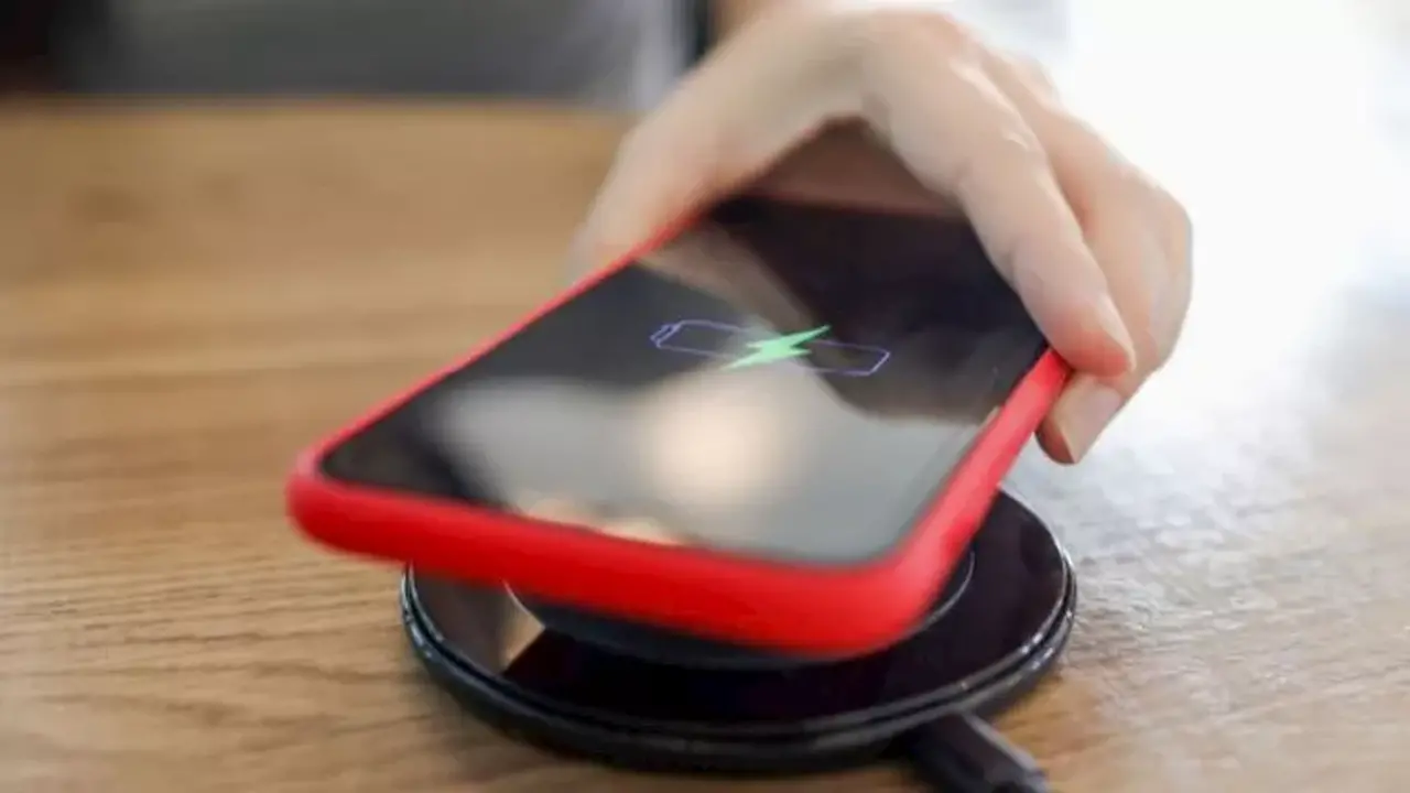 تقرير يكشف حقيقة تأثير تقنية الشحن السريع على عمر بطارية الهواتف الذكية